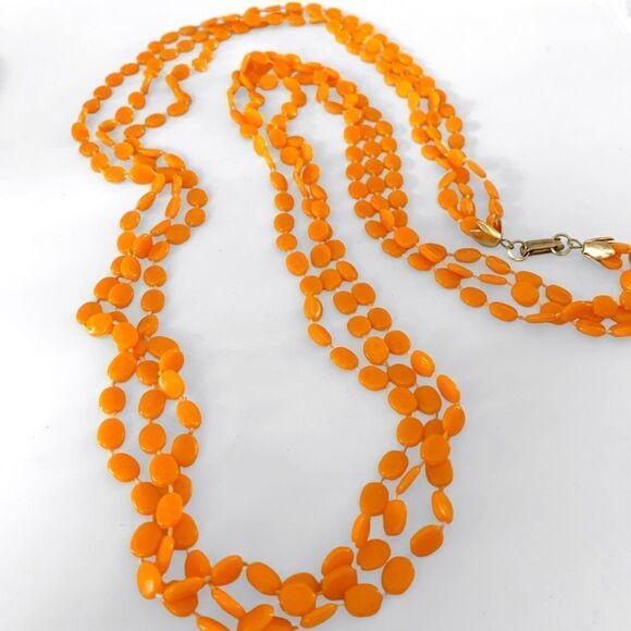 Vintage Hong Kong Orange Plastic Beaded Necklace - Picture 2 of 5